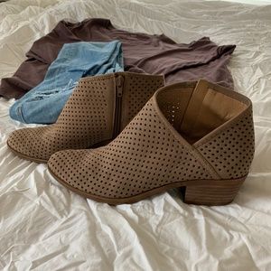 Lucky Brand Breeza Perforated Bootie 8.5